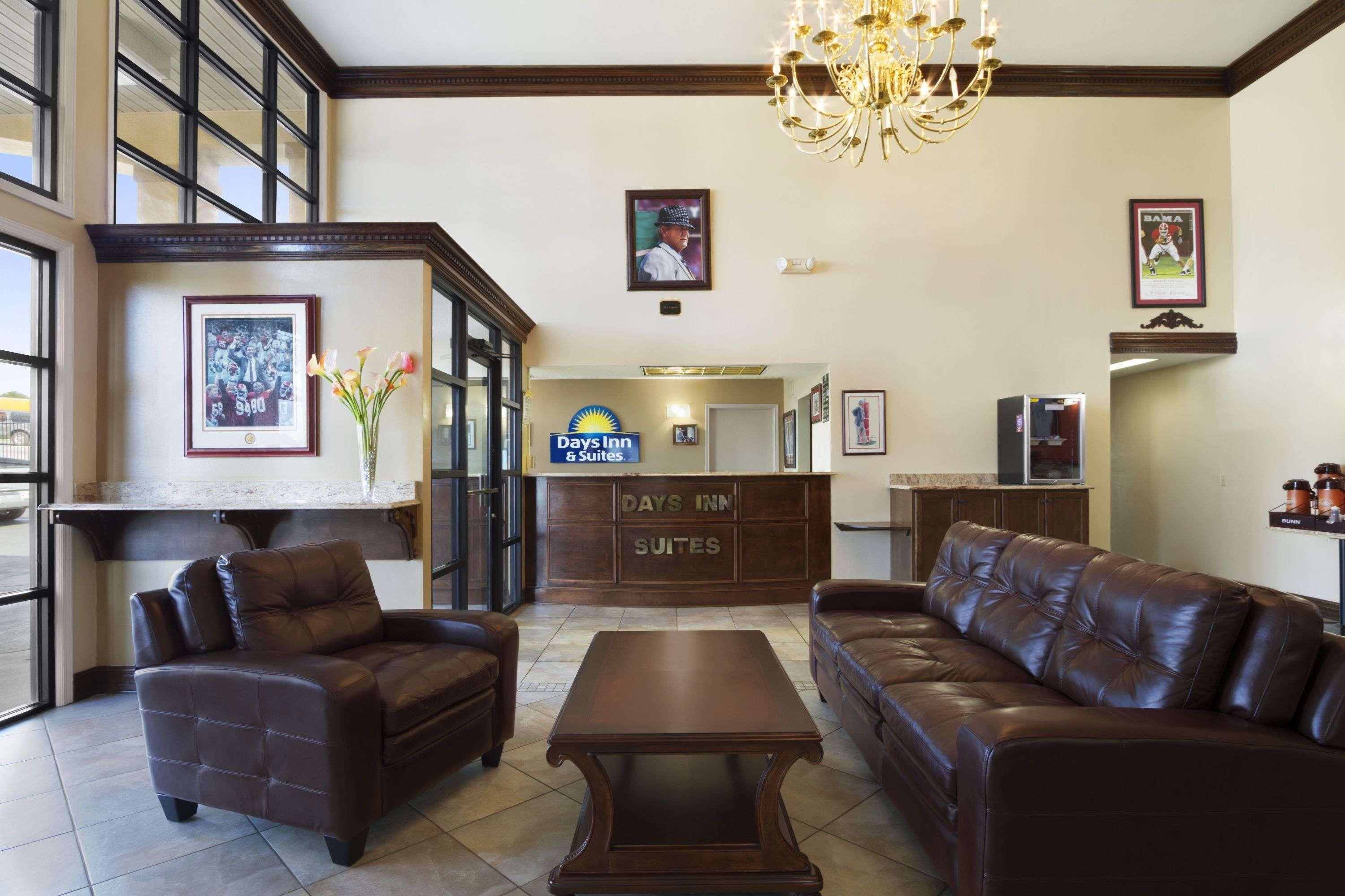 Hotel Days & By Wyndham - Univ. Of Alabama 2*
